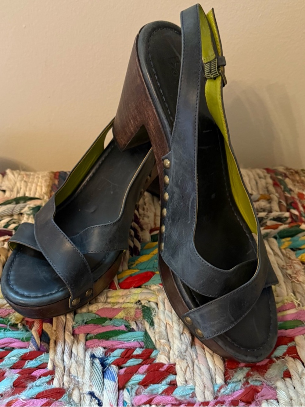 Boden Navy Leather Slingback Heeled Sandals with Lime Lining
